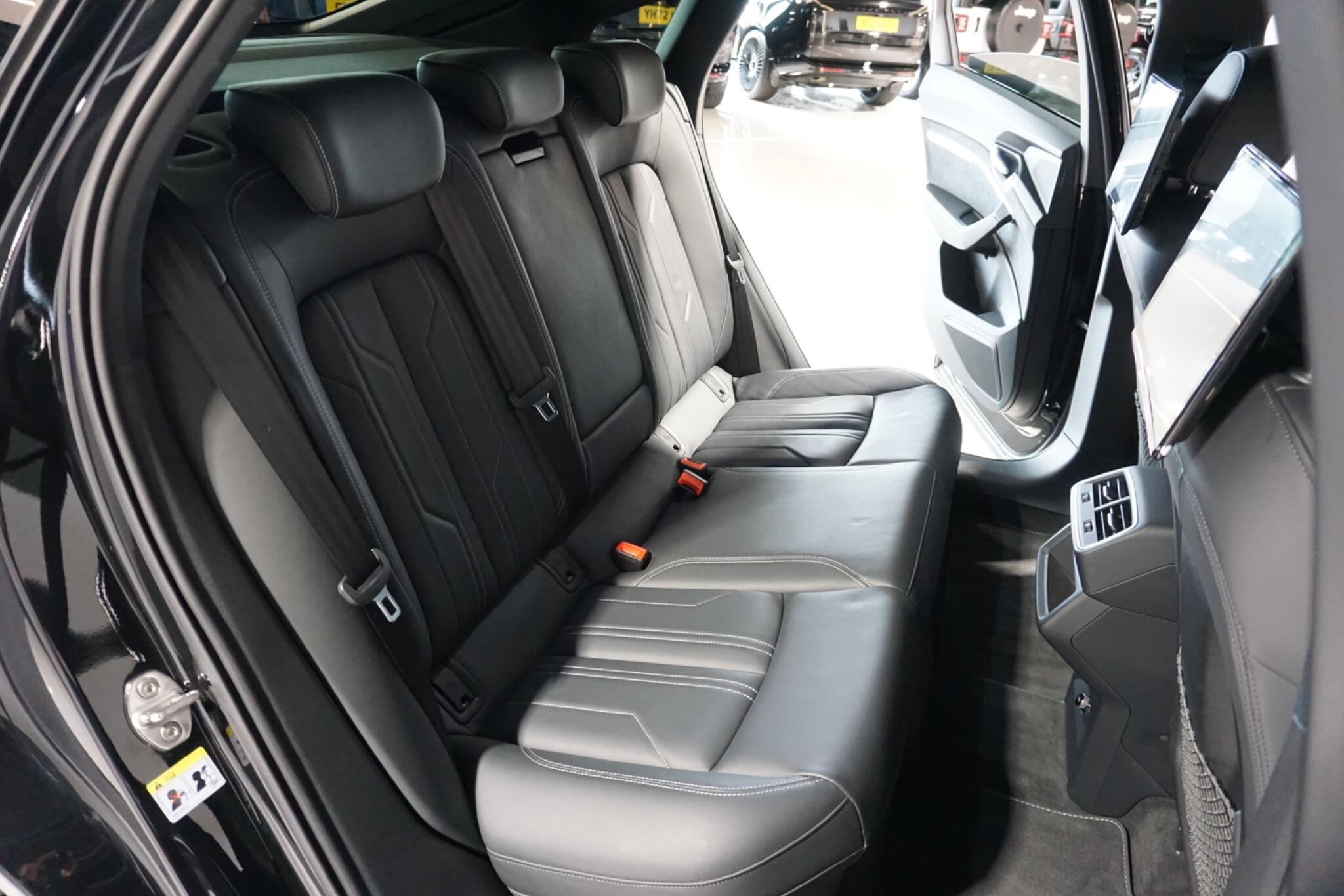 Audi Q8 e-tron 50 S line Sportback 5dr Electric Auto quattro 95kWh (11kW Charger) (340 ps)